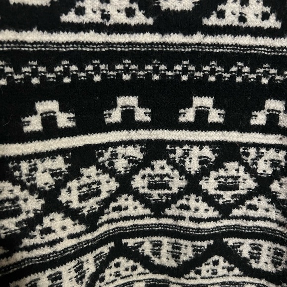 J. JILL Classic Ultra Soft & Cozy Jacquard Pullover Mock Neck Sweater Wms Sz L - Picture 2 of 4